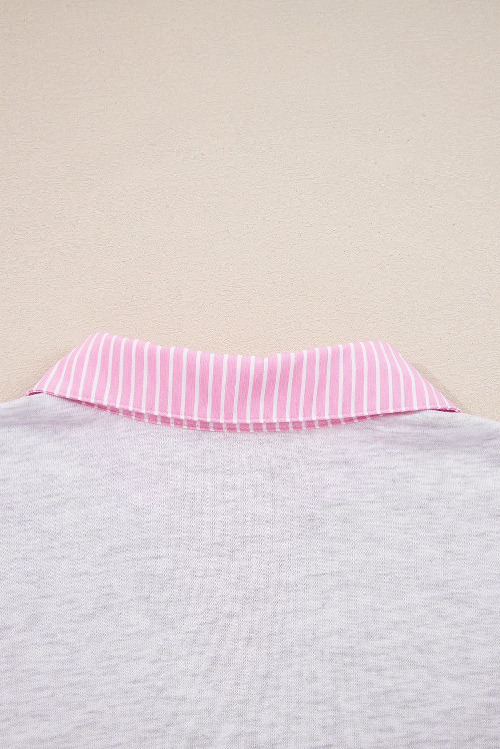 Light Grey 2pcs Contrasted Trim Frilled Collar Drop Shoulder Pullover Drawstring Pant Set