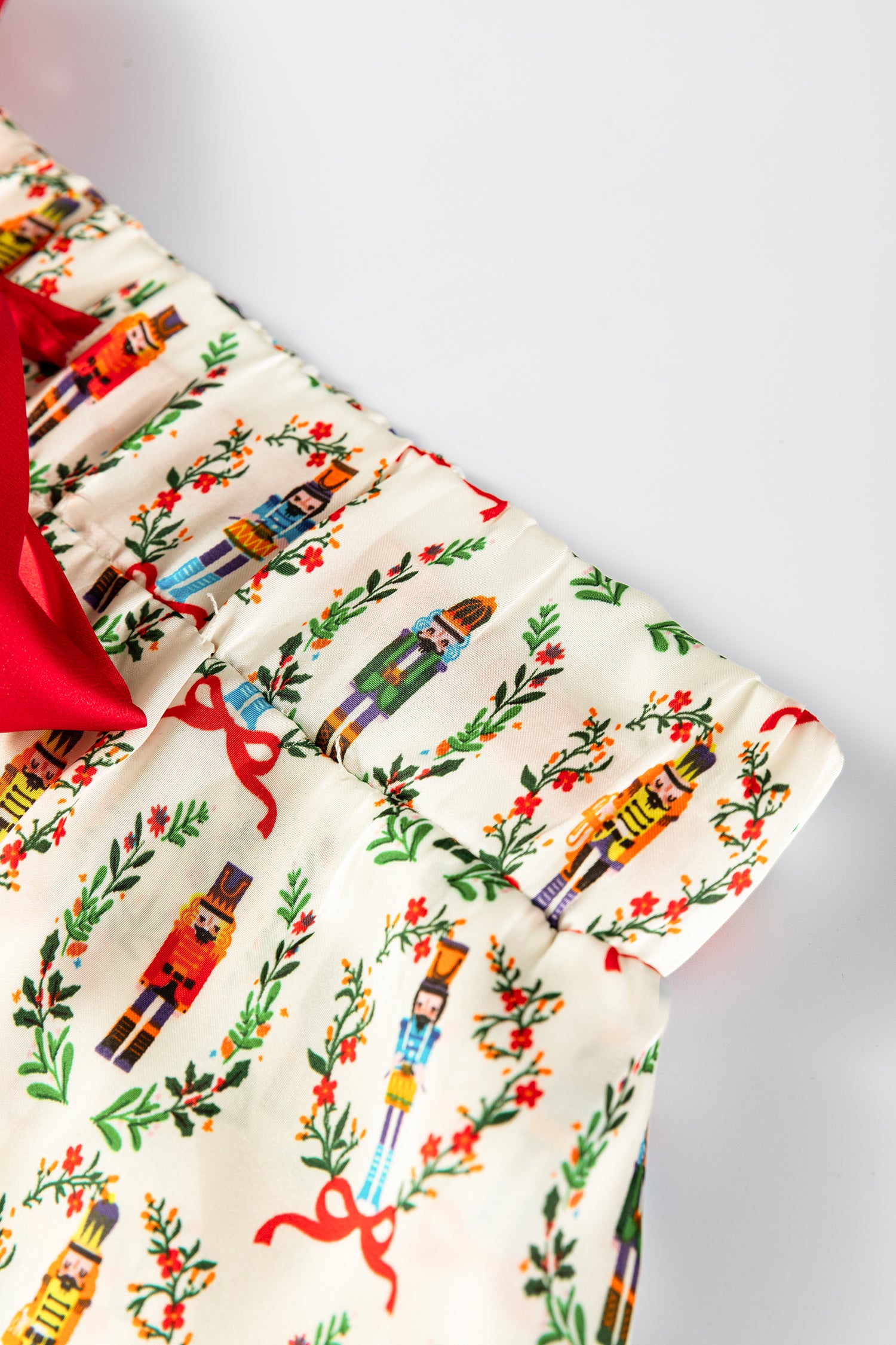 Pink Nutcracker Print Contrast Trim Tied up Bow Silky 2pcs Pajama Set