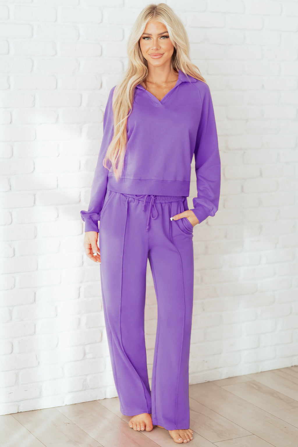 Sachet Pink Solid Color Collared Pullover and Central Seam Pants Set