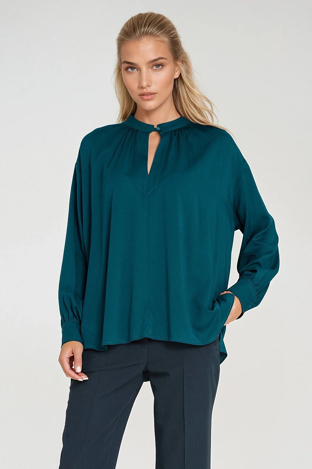  Blouse model 219787 Nife 